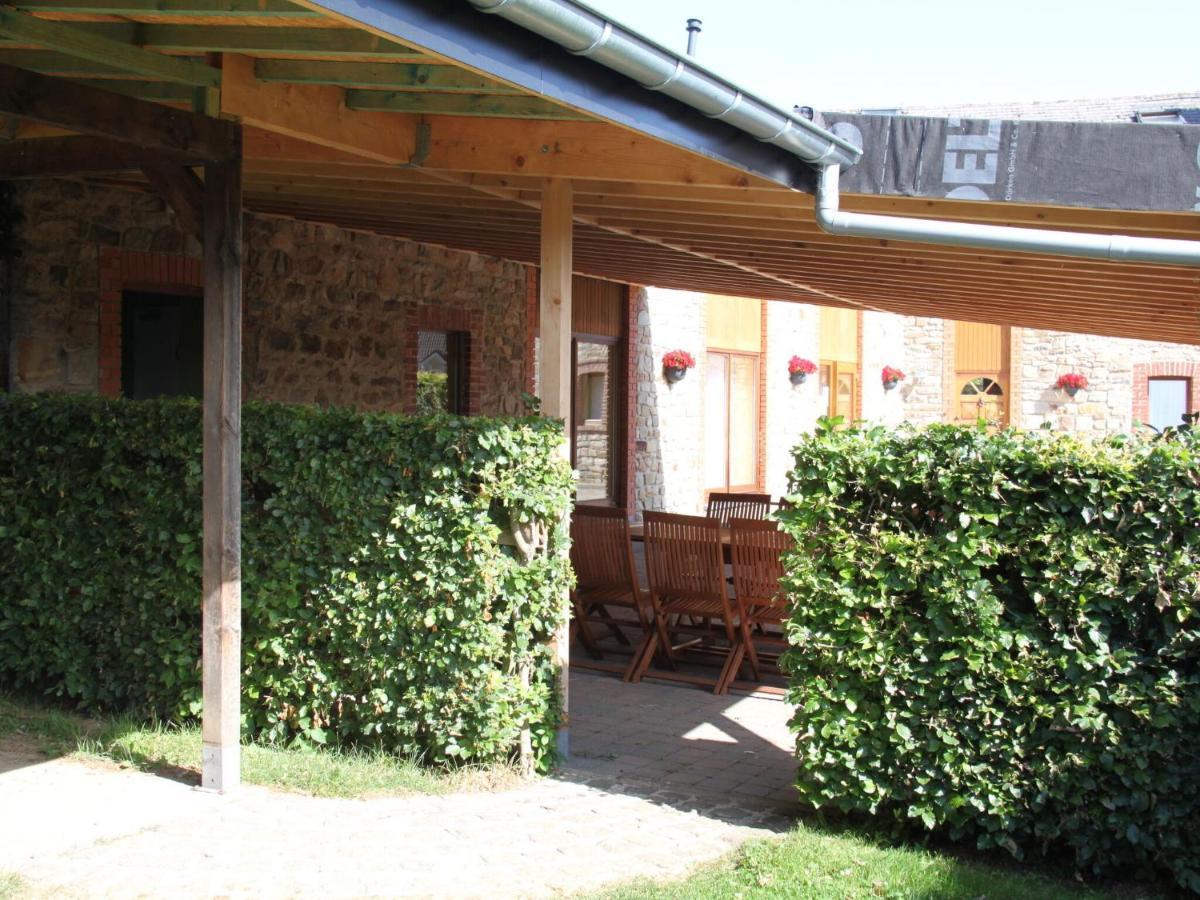 Quaint Apartment In Ondenval With Terrace ウェーム エクステリア 写真