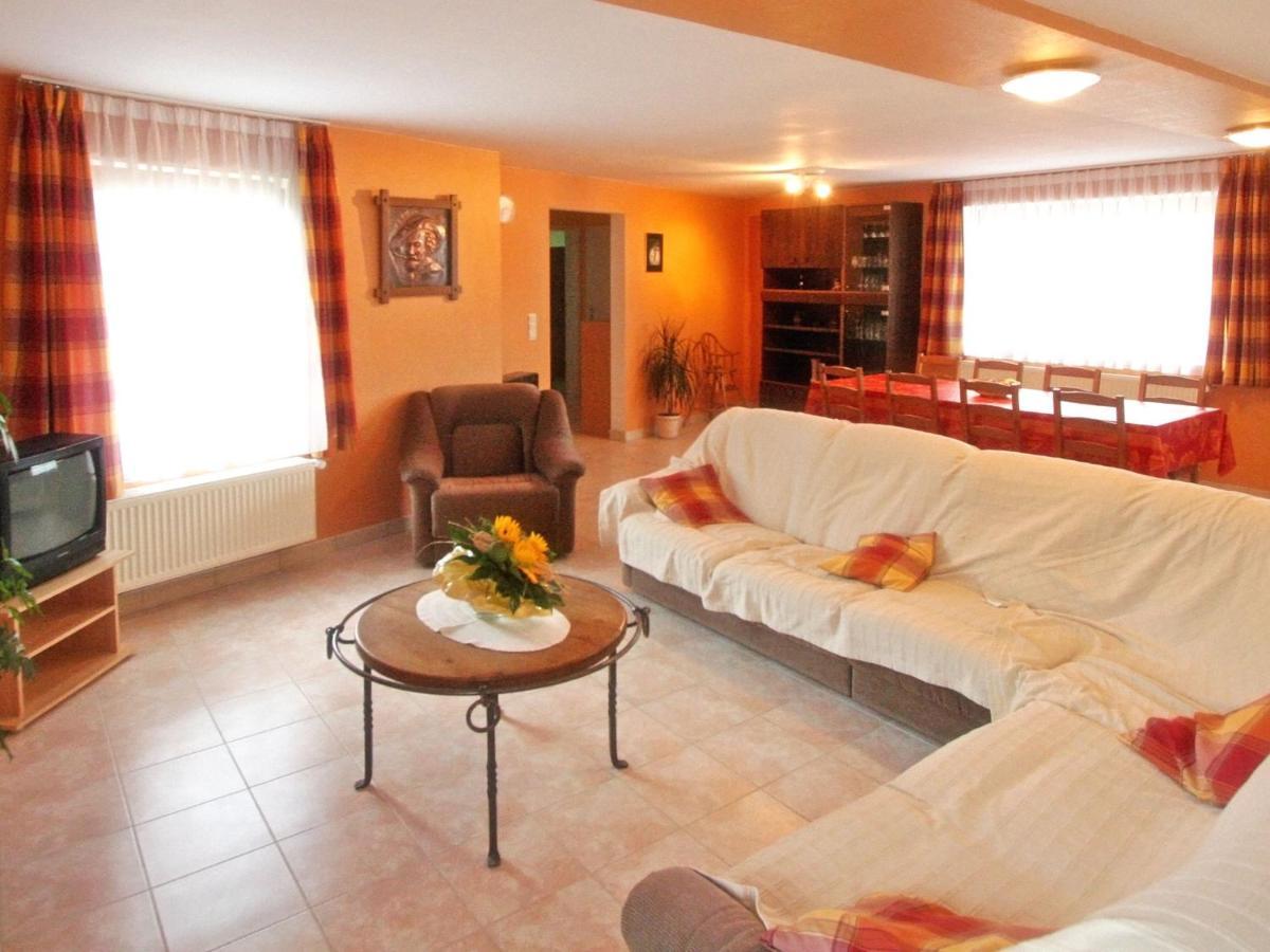 Quaint Apartment In Ondenval With Terrace ウェーム エクステリア 写真